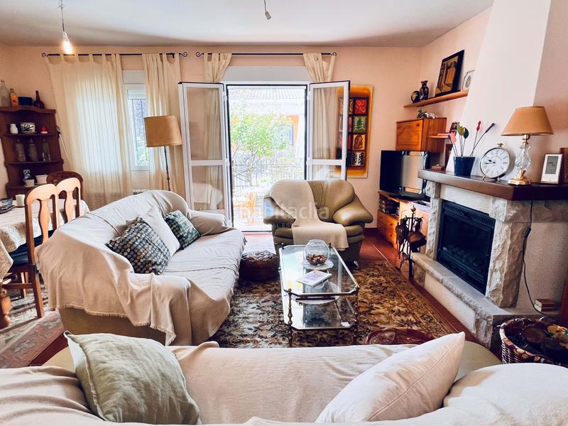 Foto 9b38091b-6915-40fe-84ad-a2596b72fbb9. Casa aparellada amb calefacció aparcament a Herradón de Pinares