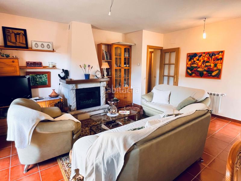 Foto 09a7bd11-9330-48e9-b2c8-0b9a052b224a. Casa pareada en Herradón de Pinares