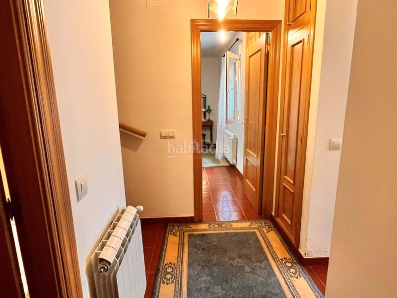 Foto d3fcd0ae-0dd2-4f4f-b175-c19196b20540. Casa pareada en Herradón de Pinares