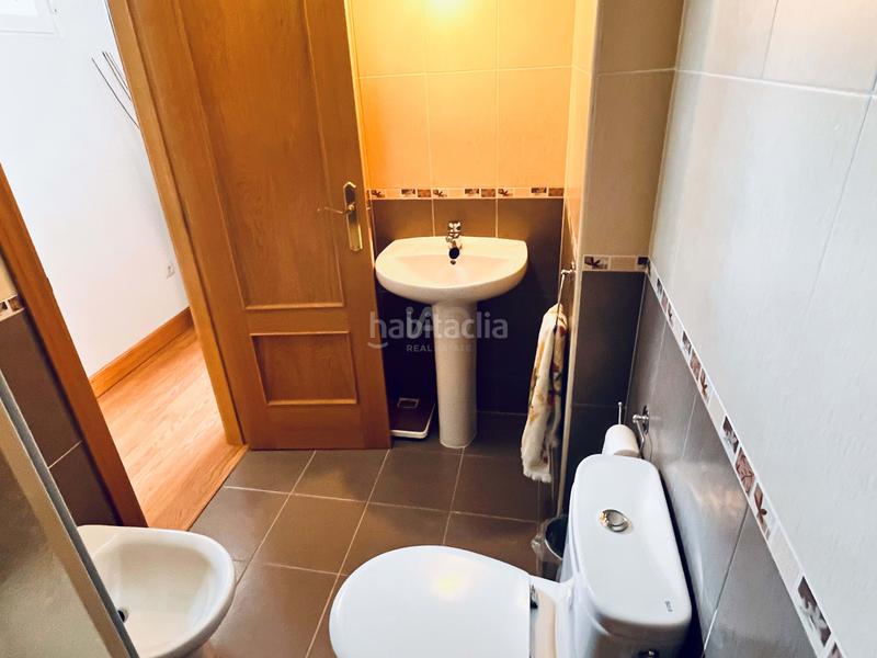 Foto df8c354e-8743-43f8-9c18-d9c4fcf95079. Casa pareada en Herradón de Pinares