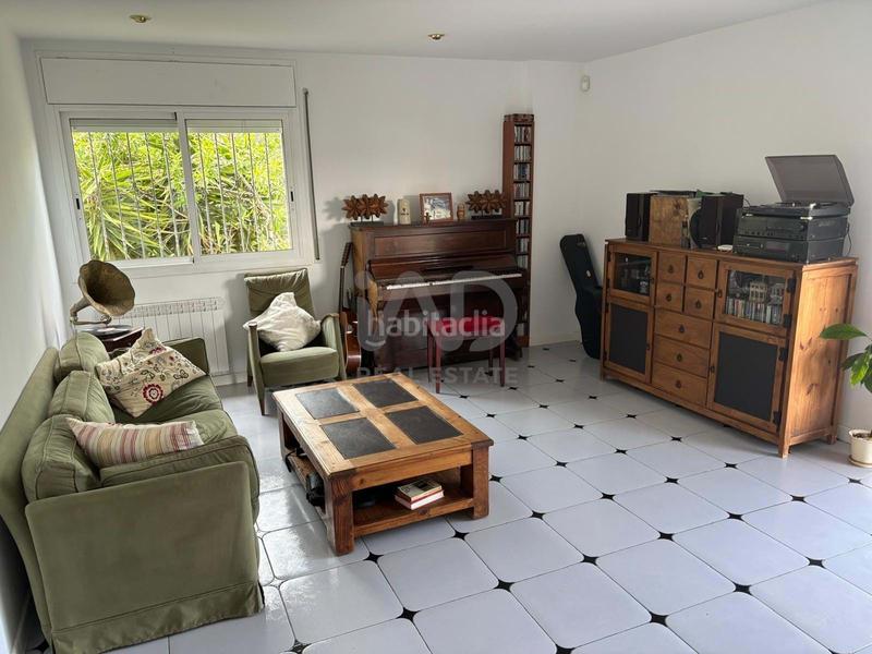 Foto 4c7e7fa1-dfee-440b-9802-ce2430d36b02. Casa amb calefacció aparcament piscina a Urbanitzacions Argentona