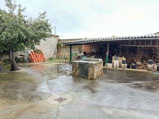 Edificio en Destriana