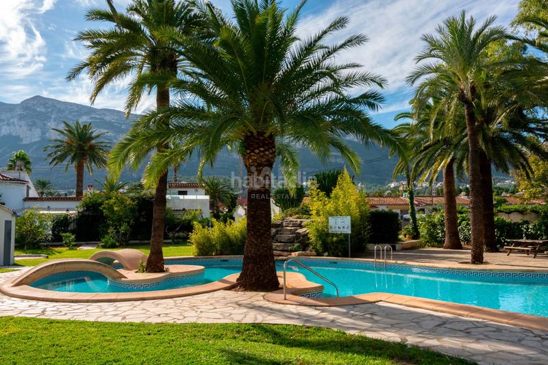 Foto 3ff880e8-ef8e-4919-90e4-4df0fbc33777. Casa bifamiliare con piscina in El Montgó Dénia