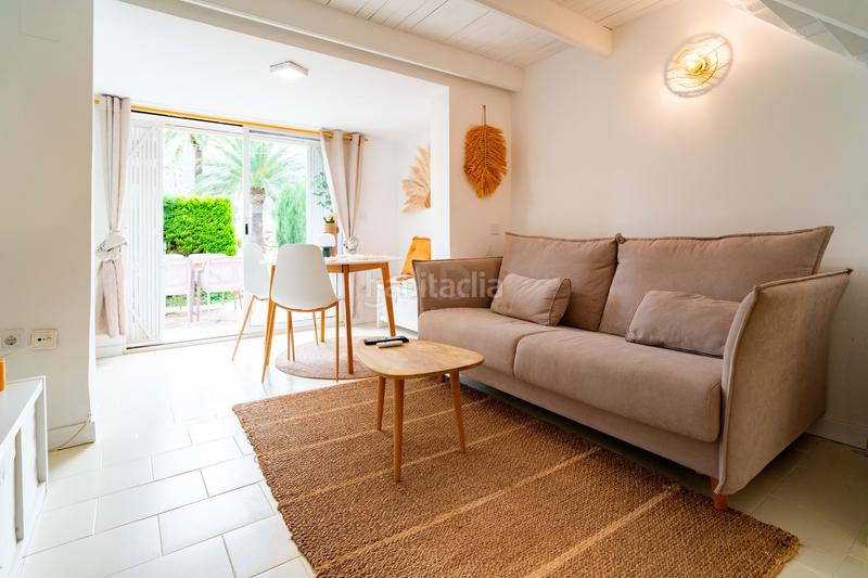 Foto 624028fe-78e3-44c1-92bc-44bdf02bbeb8. Casa bifamiliare con piscina in El Montgó Dénia