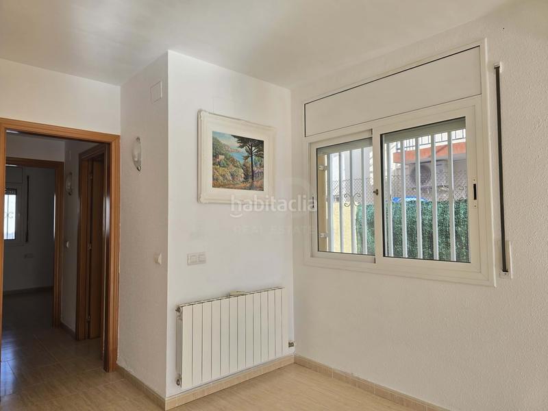 Foto aa5138f7-4d15-463e-bf37-a96dfd2fb4ef. Casa bifamiliare con parcheggio piscina in Segur de Calafell nucli urbà Segur de Calafell