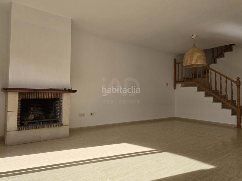 Foto b29e621e-747b-4ed5-b524-1f2850534c55. Casa bifamiliare con parcheggio piscina in Segur de Calafell nucli urbà Segur de Calafell