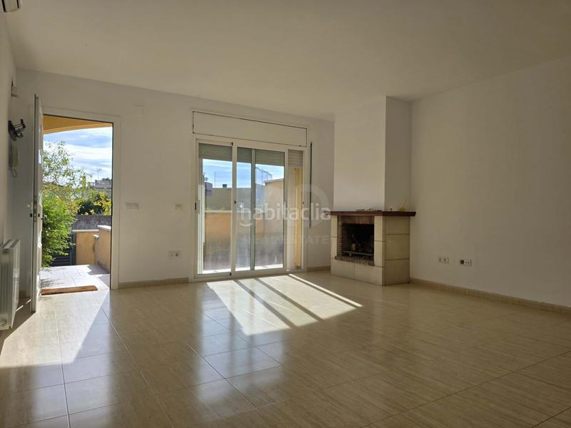 Foto f16b3669-2bbf-4b39-8776-789548f8d6f4. Doppelhaus mit parking pool in Segur de Calafell nucli urbà Segur de Calafell