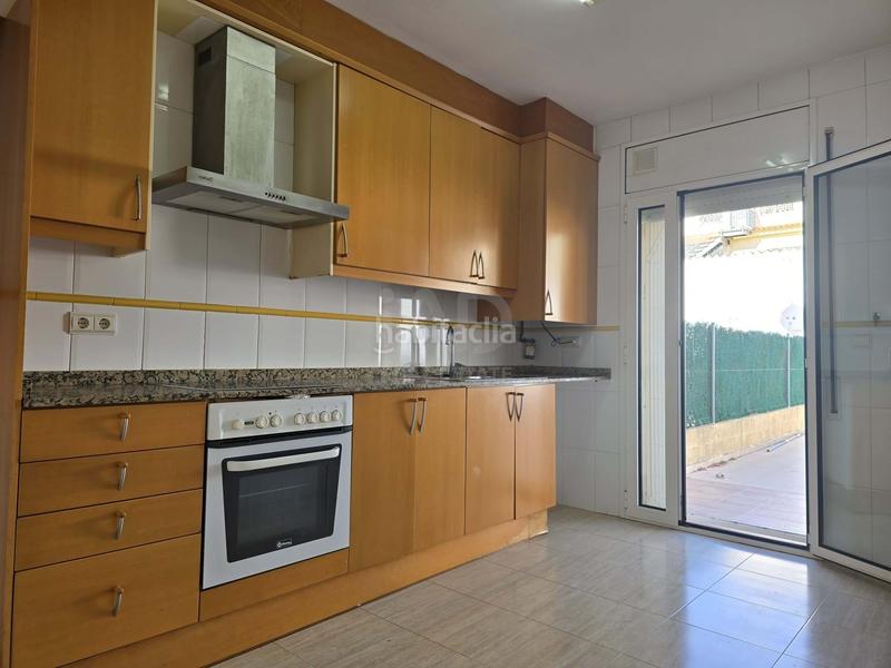Foto e8f5e715-0019-492d-abe0-10e03423432c. Towny house with parking pool in Segur de Calafell nucli urbà Segur de Calafell