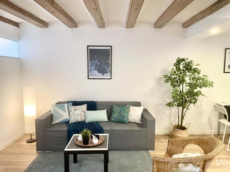 Foto 7fdfa1f2-b9ed-4a59-8fc1-55c4e5321e90. Pis amb calefacció a Raval Barcelona