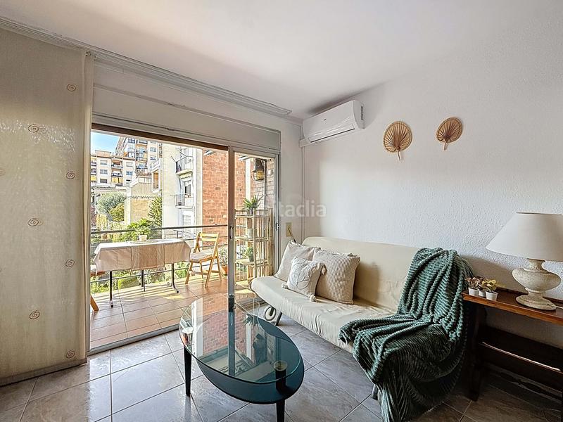 Foto d7b8a7b0-55ad-4bc1-964f-91750d46956d. Flat with heating in Centre Masnou (El)