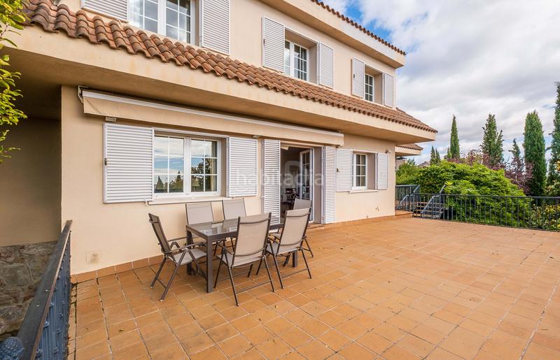 Foto 18bfdba5-355c-4024-849d-5acd044defe6. House with heating parking pool in El Monte Torrelodones