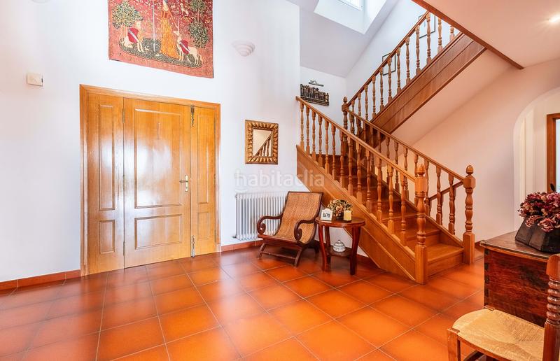 Foto 5e05d1d1-6387-4612-92ec-912fbbb5a496. House with heating parking pool in El Monte Torrelodones