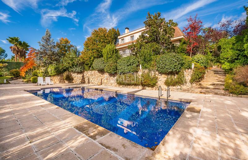 Foto a0af9c57-9c7f-4809-a6d7-081ccf7d3340. House with heating parking pool in El Monte Torrelodones