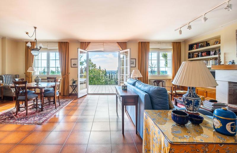 Foto a1cb43e2-2169-4c27-ac4b-4c4cc5c9428e. House with heating parking pool in El Monte Torrelodones