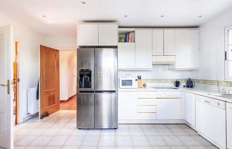 Foto 8a7fb41c-97b3-4d73-aead-c8b76b2ea46b. Maison avec chauffage parking piscine dans El Monte Torrelodones