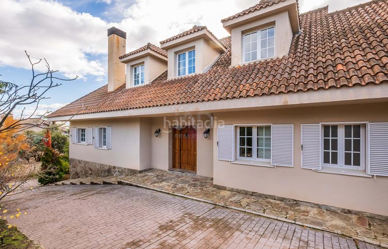 Foto d1522af4-5a20-428f-bde2-b4e1e81326a1. Maison avec chauffage parking piscine dans El Monte Torrelodones