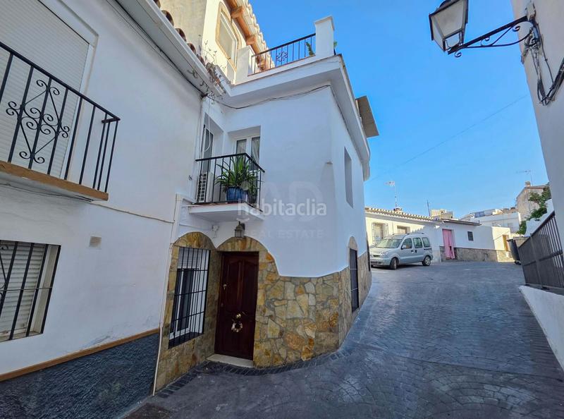 Foto 9ede78d6-9b73-490d-b396-4eb9c36f3833. Casa bifamiliare con riscaldamento in Guaro