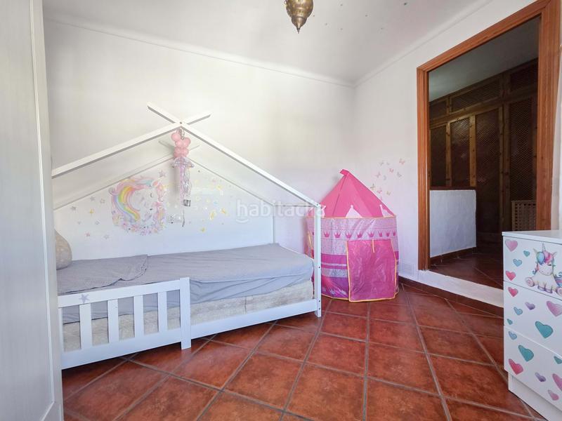 Foto 60c11e88-c7c1-47b6-9525-c43dc1d0e449. Towny house with heating in Guaro