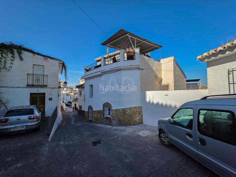 Foto e0ab67b1-2b5c-45cb-a191-c84edd19694b. Towny house with heating in Guaro