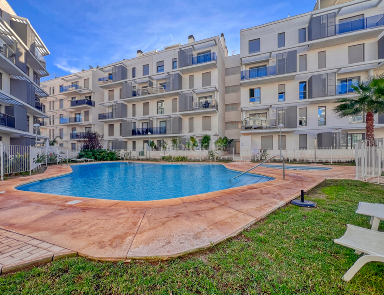 Foto b320d63b-f238-4ff8-b6fd-47a618c9f4b8. Dachwohnung mit heizung in El Montgó Dénia