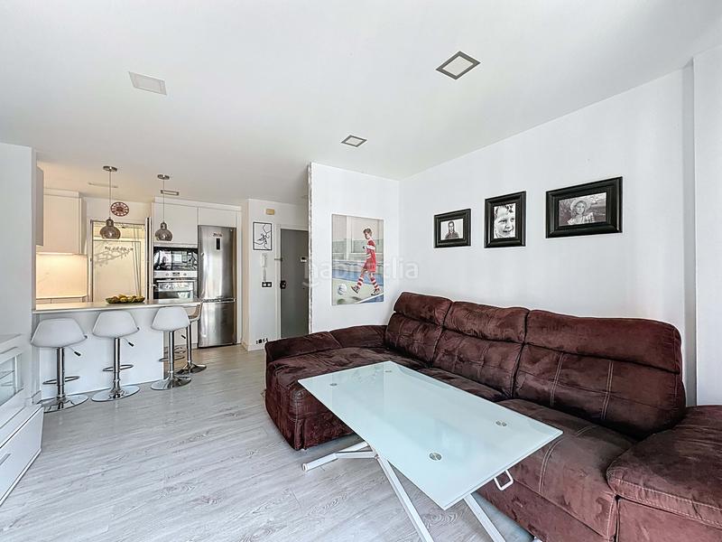 Foto 94f40d1b-e5cc-4dae-af94-00360eab03e8. Appartamento con riscaldamento in Poio