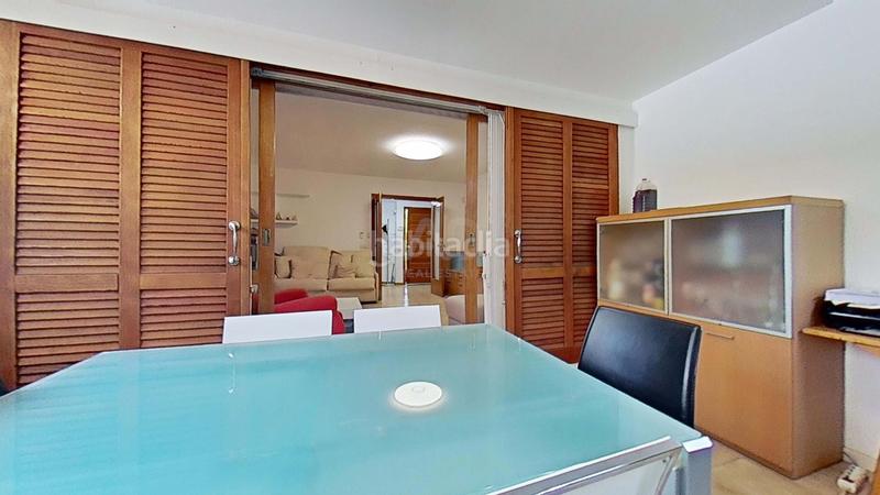 Foto bd105810-6bf2-4576-8dd0-8cbbe2c5797c. Casa aparellada amb calefacció aparcament piscina a Benicasim / Benicàssim