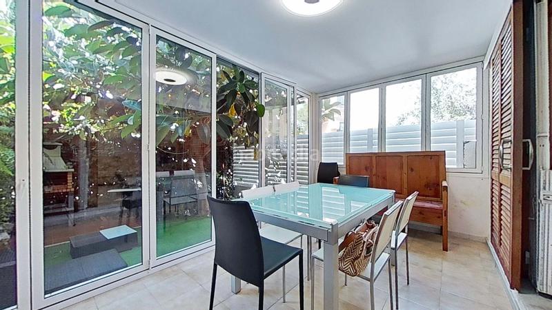 Foto d26fd3c9-c4fa-418f-b879-03016b50852b. Casa pareada en Heliópolis Benicasim / Benicàssim