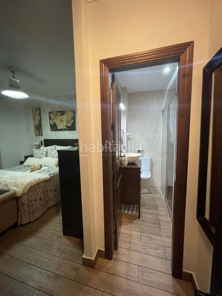 Foto 57a2e236-0f30-4bd6-a332-ba11d42173a3. Casa aparellada amb calefacció a Palmete Sevilla