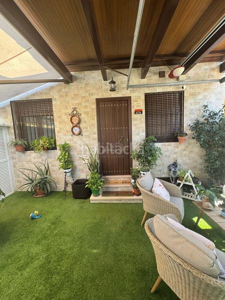 Foto 2ef601c7-bef5-4fde-aea2-926e6a97681f. Casa bifamiliare con riscaldamento in Palmete Sevilla