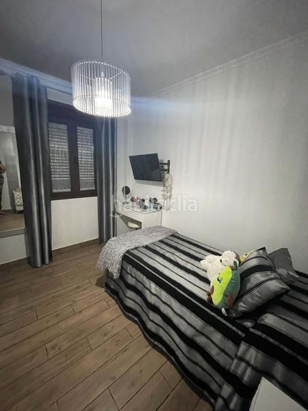 Foto f5ddf6db-c7f9-42ba-bf6b-d58f6a4ca57a. Casa pareada en Palmete Sevilla