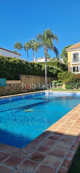 Foto 3f0067a6-e2bb-4fed-9a86-2fffc20137dd. Casa aparellada amb calefacció aparcament a Aloha Marbella