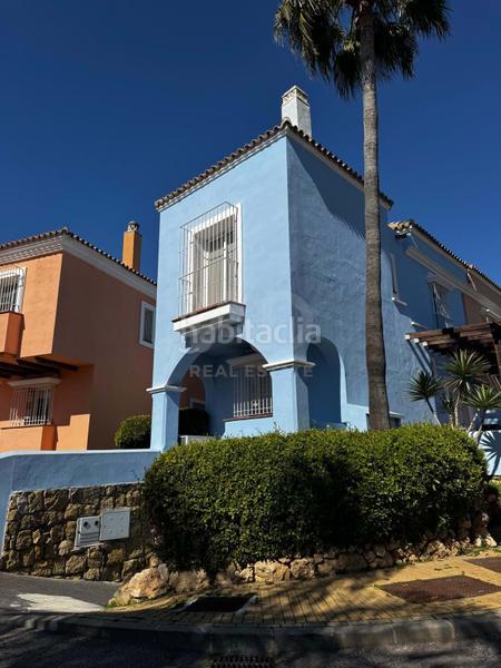 Foto de6d45f0-3e7a-47a2-b205-3d79c0cea396. Casa aparellada amb calefacció aparcament a Aloha Marbella