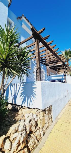 Foto ece81ea1-9ffd-4a13-b735-e242db536472. Casa aparellada amb calefacció aparcament a Aloha Marbella