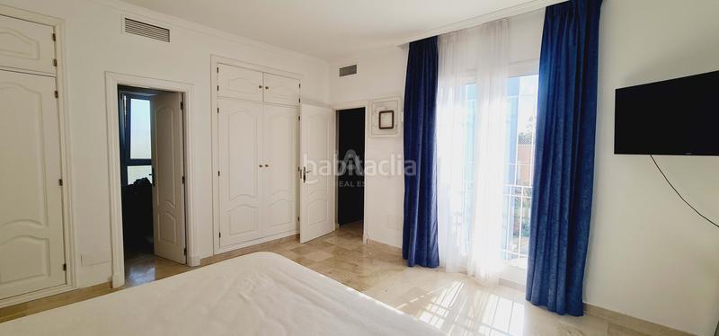 Foto eeda5c23-e25c-4dae-bf24-551882c34687. Casa pareada en Aloha Marbella