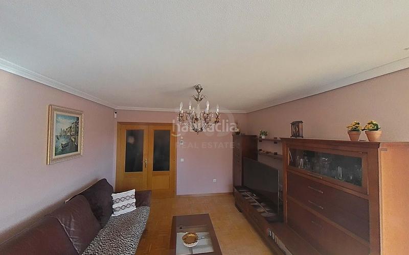 Foto 6646adca-76b7-4efd-9429-bb82f397021e. Appartement avec chauffage parking dans Ensanche Alcalá de Henares