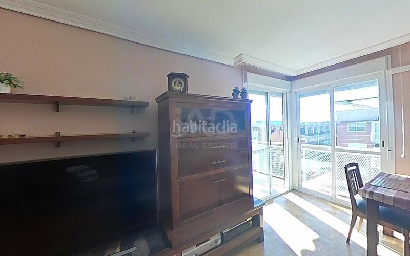 Foto 8e4d78d0-ff0c-4c66-b2ad-e72e4e9fbe7f. Flat with heating parking in Ensanche Alcalá de Henares