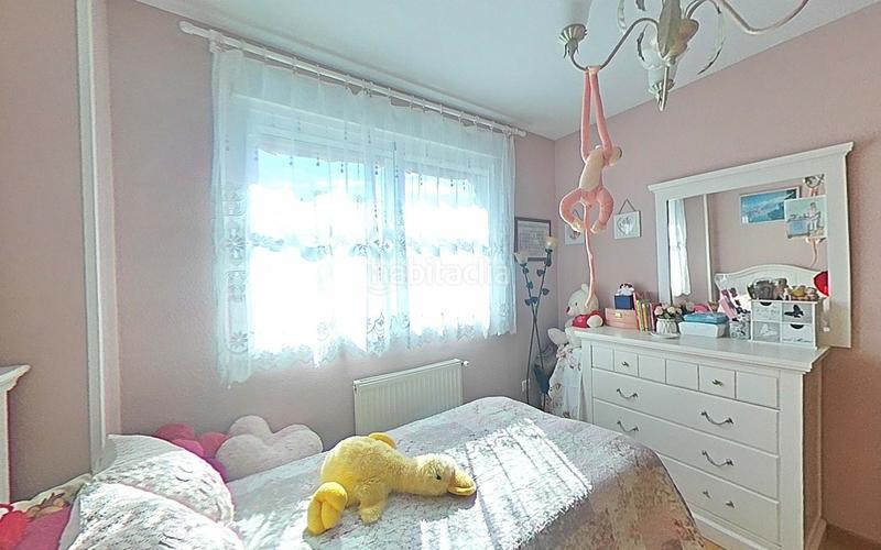 Foto df8e5f64-be58-45fe-a9eb-0b360cb97694. Flat with heating parking in Ensanche Alcalá de Henares