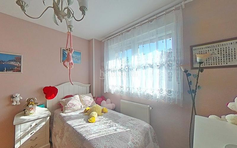 Foto e3a595fc-41c7-411a-b555-f0efc77cbbae. Flat with heating parking in Ensanche Alcalá de Henares