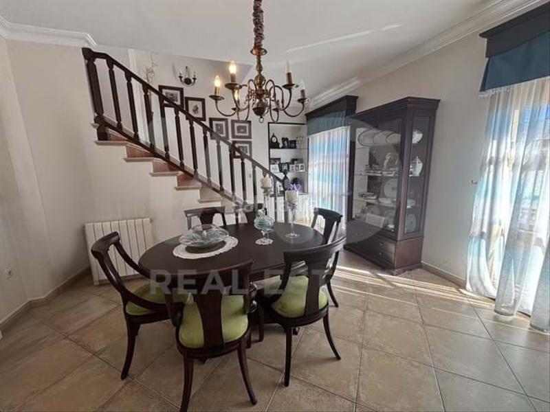 Foto 3631cfd4-00db-4a28-bb43-3334a2a22956. Maison avec chauffage parking dans Lepe