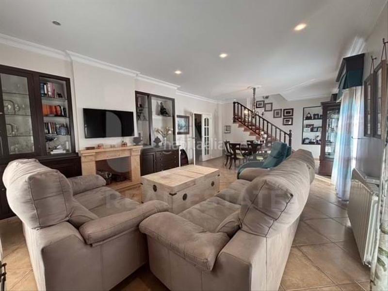 Foto 551ad421-45a5-4a7c-b557-af772b3eb1eb. Maison avec chauffage parking dans Lepe