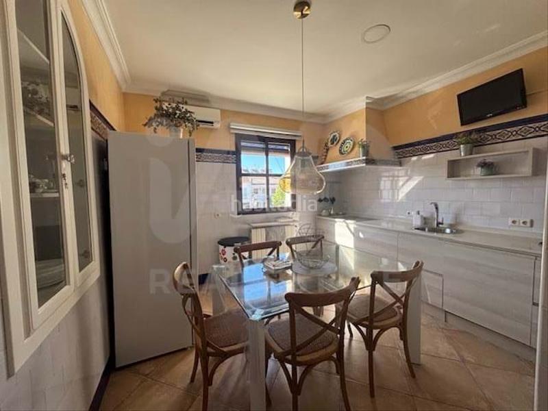 Foto 901a52f1-51a1-4ed3-8d4f-571fece19fb2. Maison avec chauffage parking dans Lepe