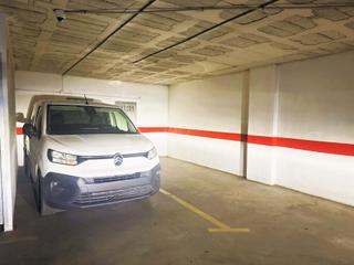 Aparcament cotxe a Huerta Nueva