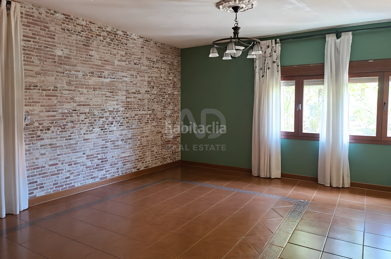 Foto 6f594d60-9aad-44f6-a3a6-e8c4d118ffcd. Maison dans El Robledal Villalbilla