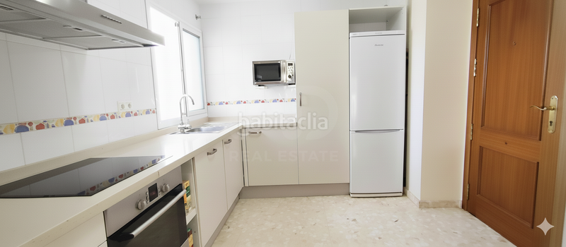 Foto bd4d50ba-087a-46d4-9e07-a733671b8574. Pis amb calefacció aparcament a Torre de Benagalbón Rincón de la Victoria