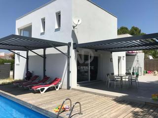 Haus in Les Tres Cales