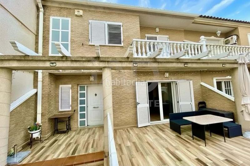 Foto 34ebd513-d999-4b75-8569-604b4e42de42. Casa con parcheggio in Llano de Brujas Murcia