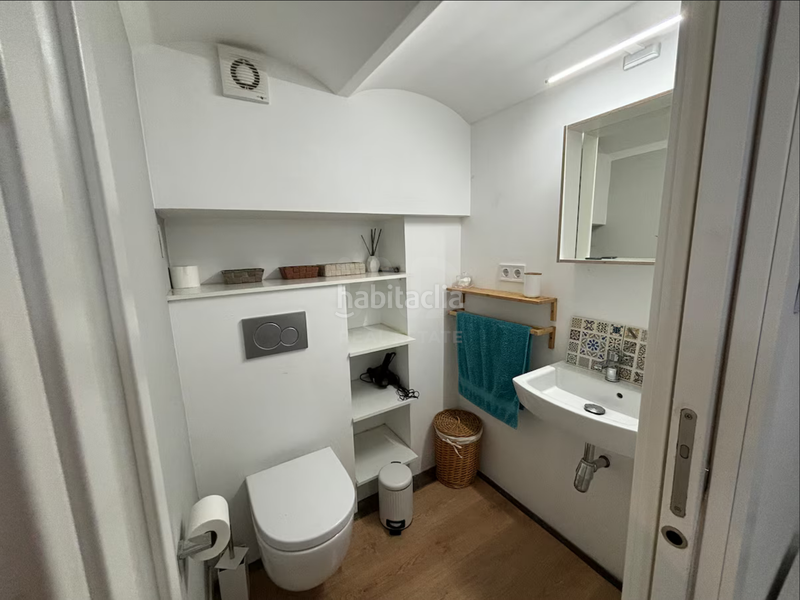 Foto 3a3cfd72-c72b-455d-ba27-a0d0caf60109. Zweistöckige wohnung mit heizung in Vila de Gràcia Barcelona