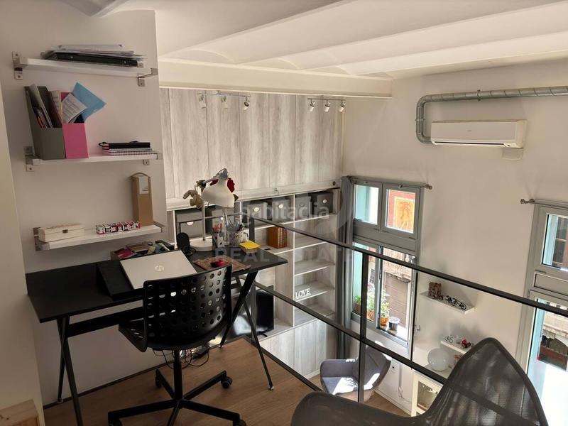 Foto 42bc9e91-cd5c-4009-869b-8175b7a286b8. Zweistöckige wohnung mit heizung in Vila de Gràcia Barcelona