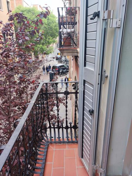 Foto 62100a09-9781-4834-9a11-d72529da930e. Zweistöckige wohnung mit heizung in Vila de Gràcia Barcelona