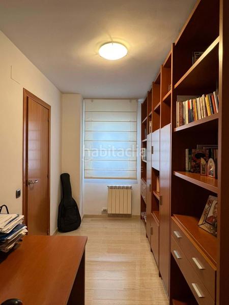 Foto 1a63e125-f140-48e9-9148-495f4884ee6a. Duplex con riscaldamento in Barri del Centre Terrassa